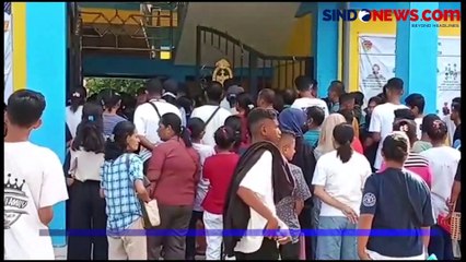 Orang Tua dan Siswa di NTT  Berdesakan Daftar Ulang Sekolah