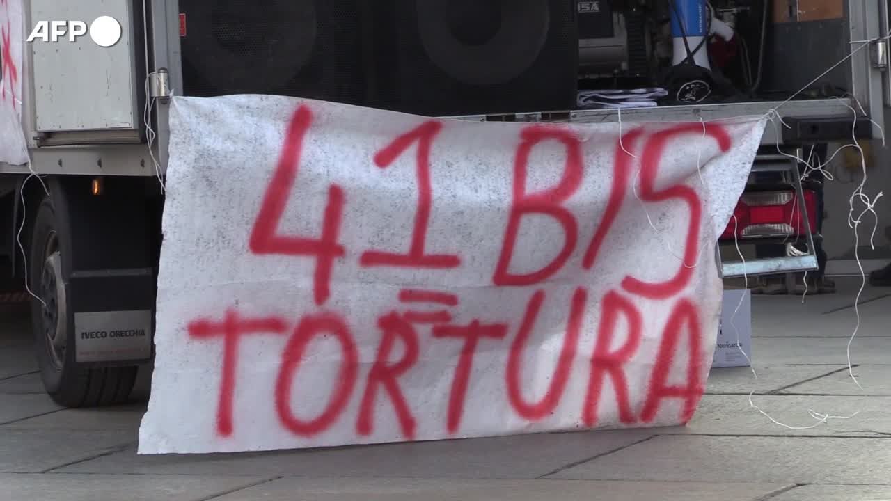 Caso Cospito, il gip chiede l'imputazione coatta per Delmastro