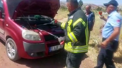 Park halindeki aracın motorundan 1.5 metre uzunluğunda yılan çıktı