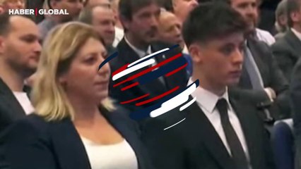 İmza törenine damga vuran anlar! Arda Güler gözyaşlarını silip annesini öptü
