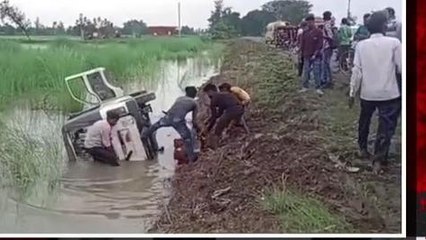 शाहजहांपुर: टाटा मैजिक अनियंत्रित होकर पलटी, 6 घायल