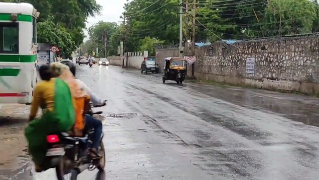 Rain in Ajmer: रिमझिम बरसीं सावन की घटाएं, मौसम हुआ सुहाना