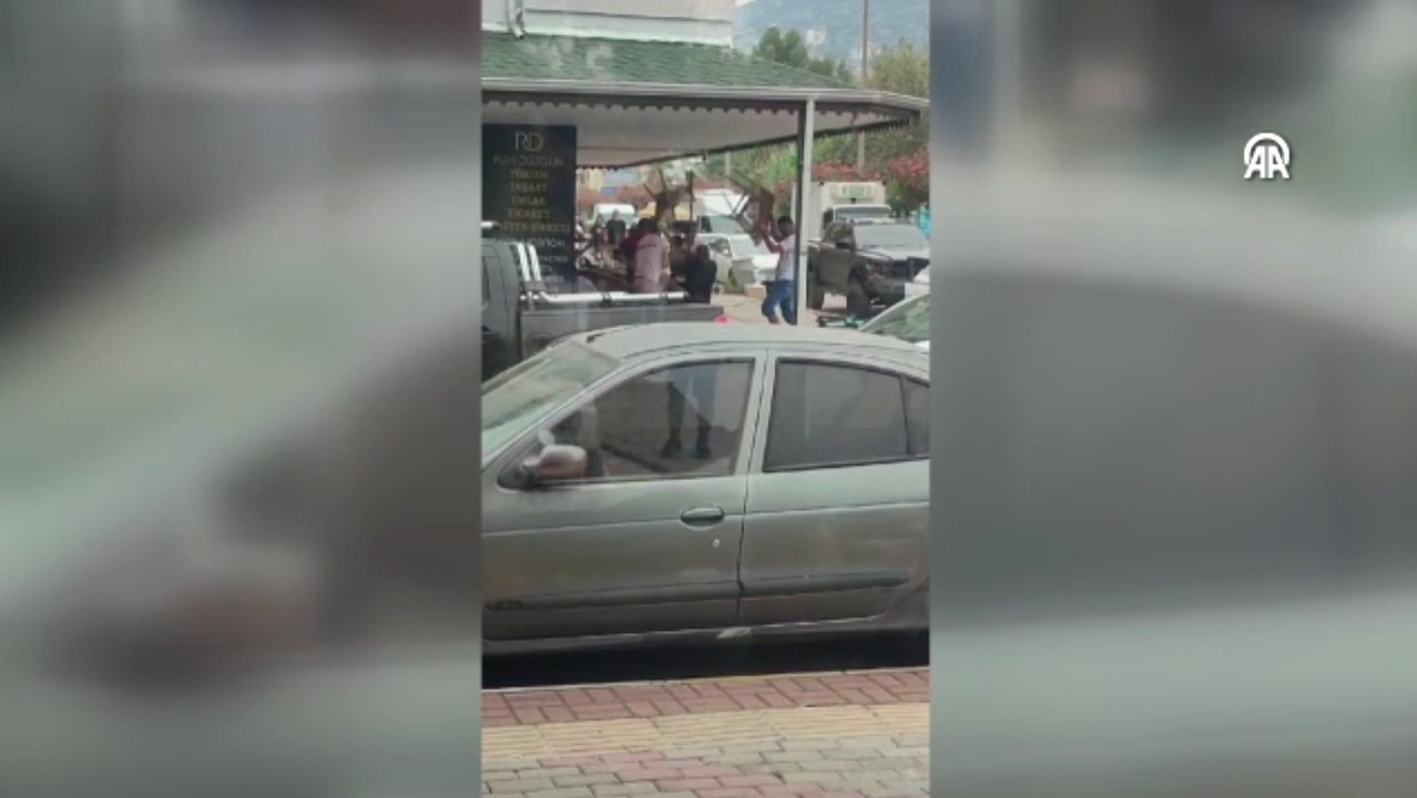 Alanya'da iki aile arasında çıkan kavgada 7 kişi yaralandı