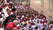 España | Miles de personas participan en el primer encierro de San Fermín en Pamplona