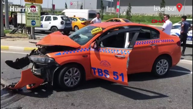 İstanbul Havalimanı çıkışında kaza! 3 kişi yaralandı