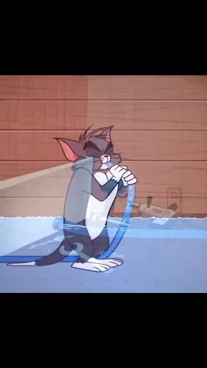 Water...(Tom and Jerry)