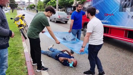 Accident de moto dû à la pluie à İnegöl