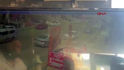 Ankara'da otomobilin park halindeki araçlara çarpması sonucu 5 kişi yaralandı