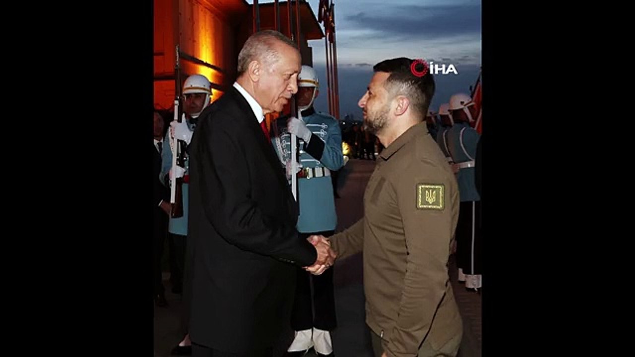 Cumhurbaşkanı Erdoğan, Ukrayna Devlet Başkanı Zelenski ile bir araya geldi