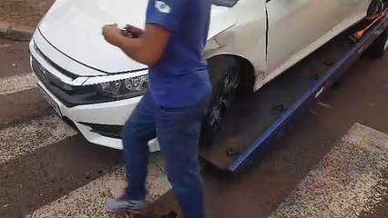 Acidente entre dois veículos é registrado na Travessa Cristo Rei