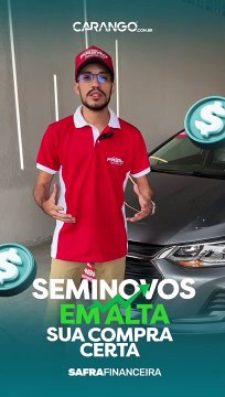 Vendedores de carros seminovos comemoram o aumento das vendas