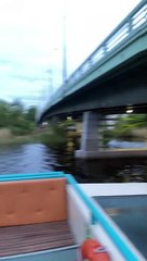 Man on Sightseeing Boat Gets a Lesson in Physics