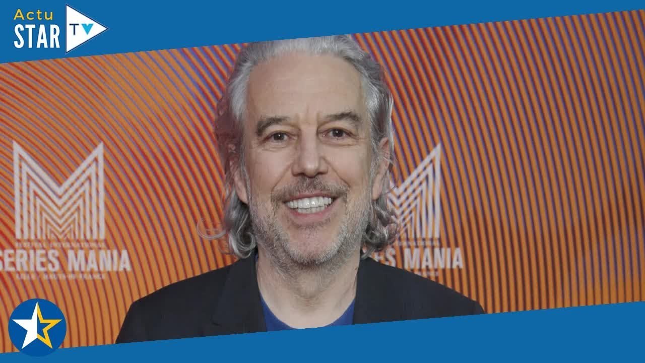 "Le coeur serré" : Philippe Vandel fait ses adieux à Culture Médias, l'émotion à son comble