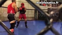 Dustin Poirier met un KO en sparring