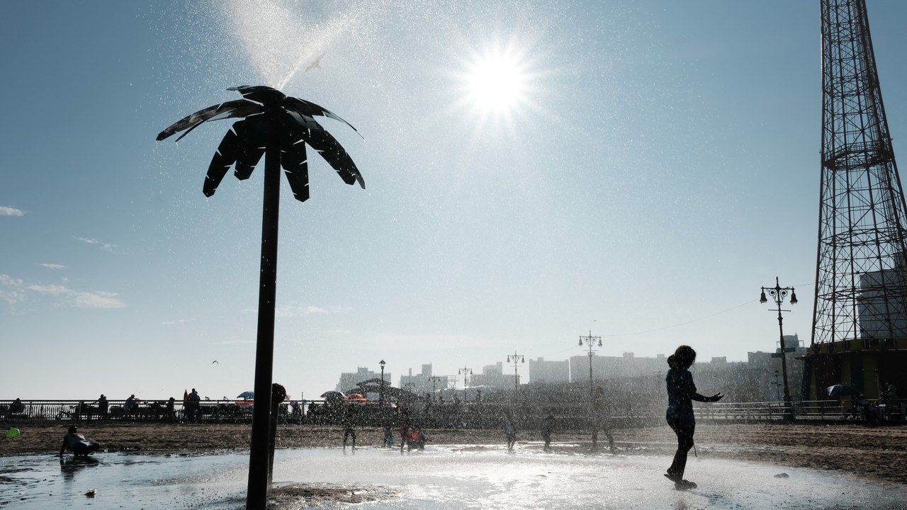 ¿Qué tan graves son las olas de calor que elevan las temperaturas de la Tierra a niveles sin precedentes?