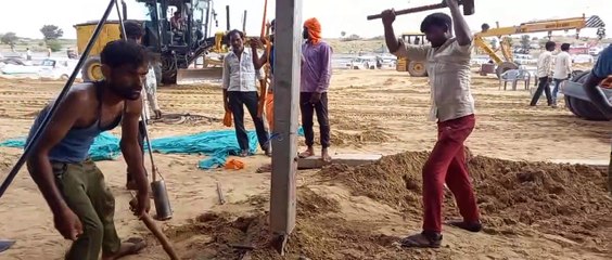 डोम झुका तो मंच को दी कंक्रीट-सीमेंट से मजबूती