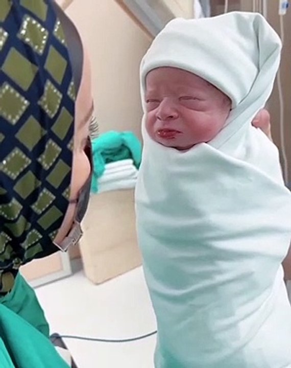baby saaaaaaaaaaaaaaad