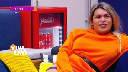 Sergio Mayer enseña de más por descuido frente a Wendy Guevara