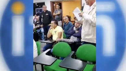 Taxistas rechazan propuestas del Gobierno