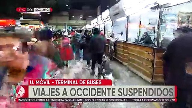 Bloqueos en Oruro y otros sectores afectan salida de buses desde La Paz y Cochabamba