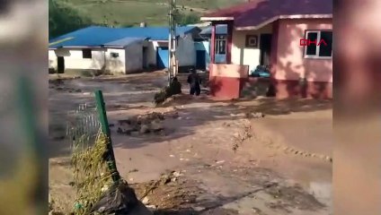 Une inondation s'est produite à Kayseri à la suite de fortes pluies