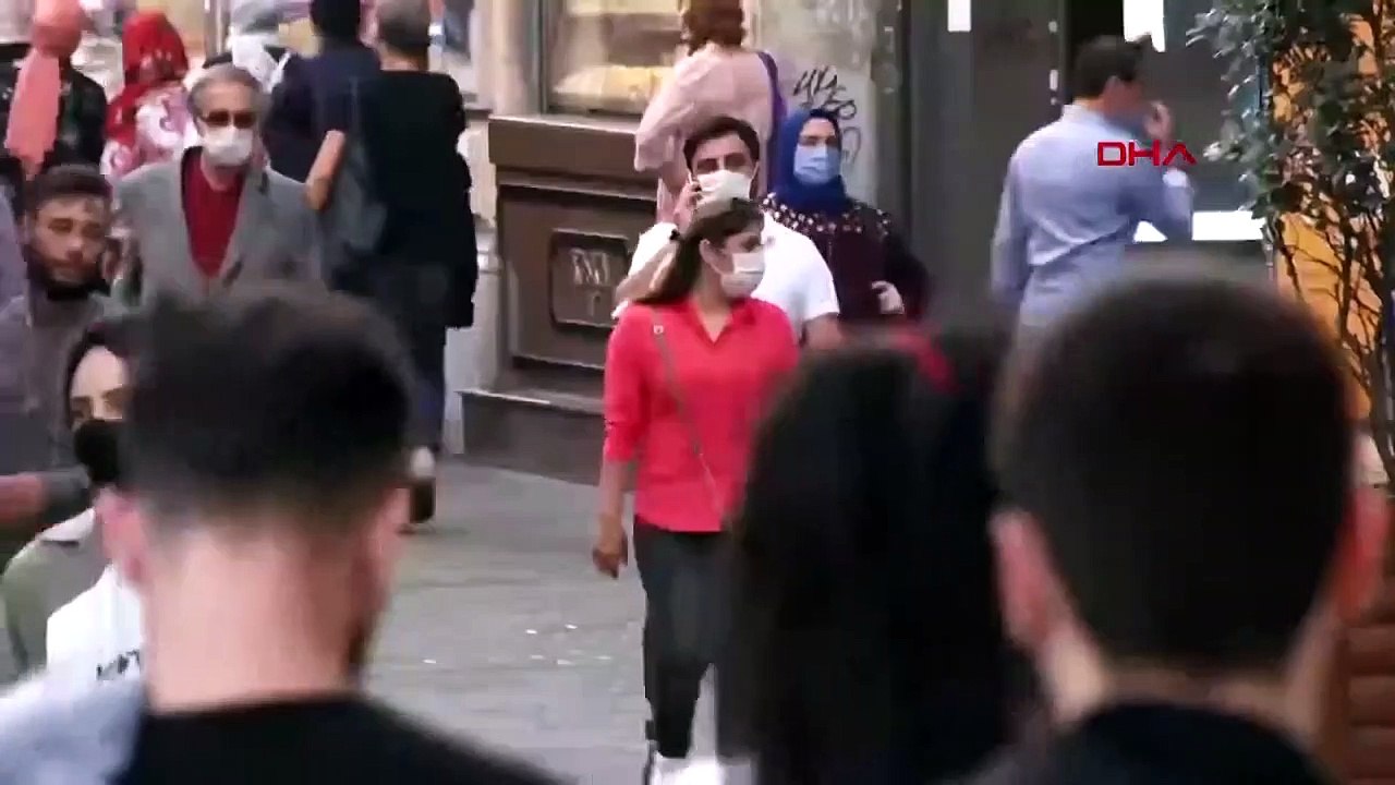 Les frais d'autorisation pour les téléphones apportés de l'étranger ont augmenté, les citoyens ont des problèmes de service