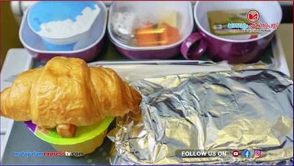 വന്ദേ ഭാരതത്തിന് ഇനി മുതൽ കാവിക്കളർ,ഇന്നിവിടെ ഒരു ലോഡ് കുരു പൊട്ടും