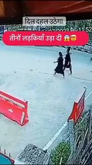 Live accident __ death of 3 girls on road due to rush drive