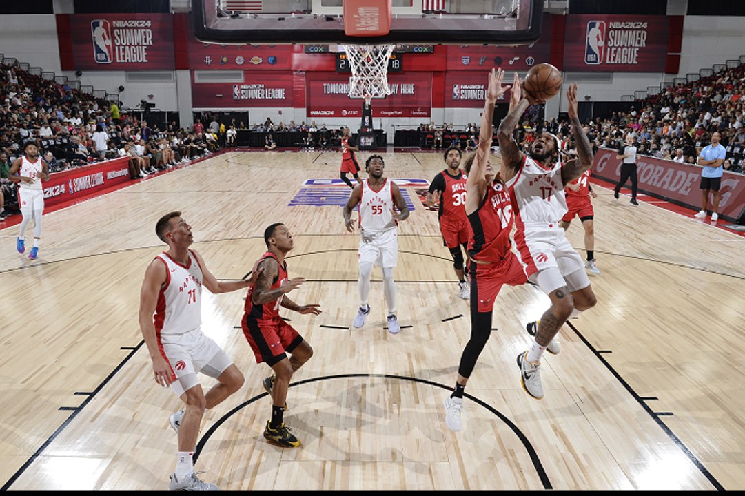 شيكاغو بولز يفوز على تورونتو رابتورز