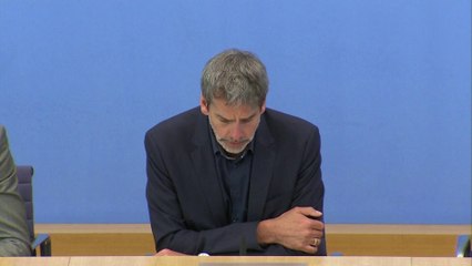 #نشرة_الرابعة | #ألمانيا و #بريطانيا تؤكدان الالتزام بحظر إنتاجها... و#إسبانيا: "لا للقنابل العنقودية ونعم للدفاع المشروع عن #أوكرانيا" #العربية