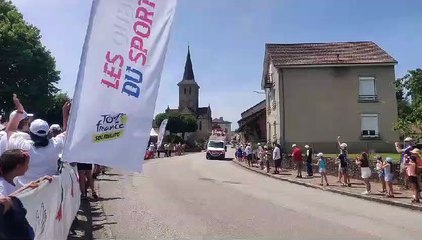 La caravane du Tour de France passe par la Haute-Vienne.