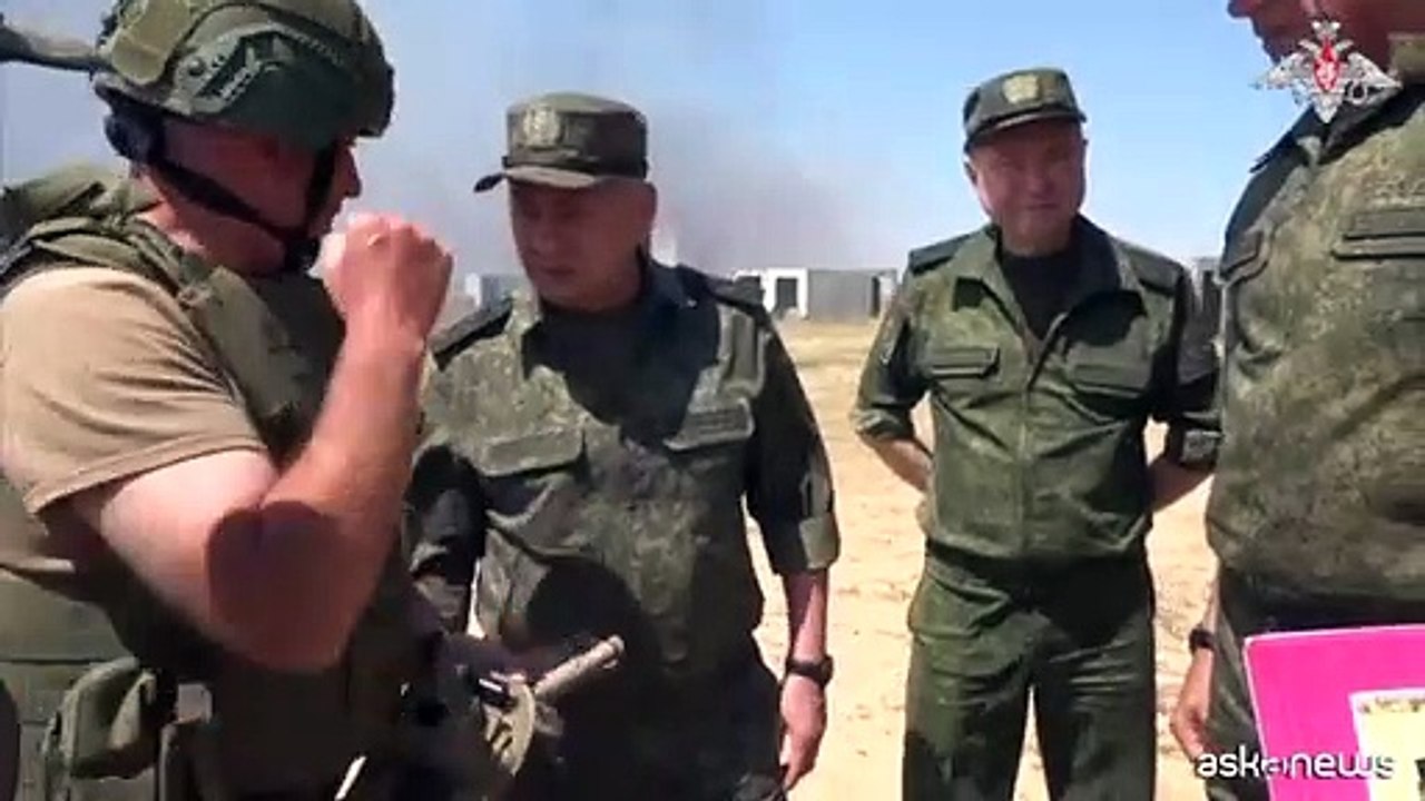 Russia, ministro Difesa Shoigu visita unit? di ex mercenari