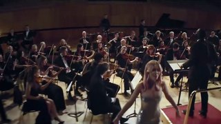 Clean Bandit - Symphony (feat. Zara Larsson) [Official Video]