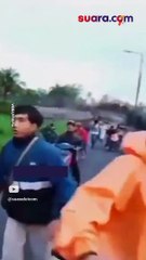 Detik-detik Warga Lumajang Berlarian Dikejar Aliran Lahar Dingin Semeru #shorts