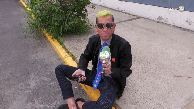 Fans le escriben sus verdades a los artistas en un muro real en el Auditorio Telmex