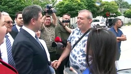 AK Parti Dış İlişkilerden Sorumlu Genel Başkan Yardımcısı Sırakaya Kapıkule'de Gurbetçi Aile Bulgar Polisinin Rüşvet Aldığını Şikayet Etti