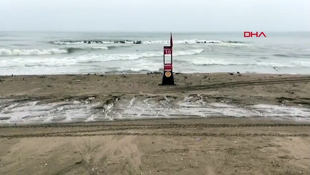 EN RAISON DE LA TEMPÊTE ET DU VENT FORT, L'ENTRÉE EN MER EST INTERDITE DANS 3 QUARTIERS