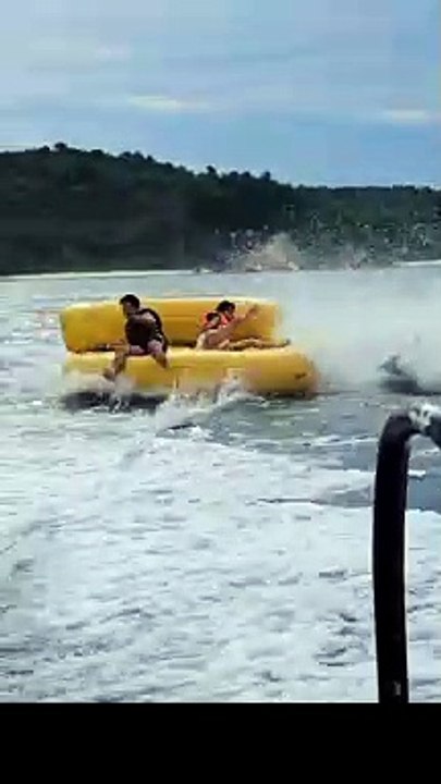 Wake Fail Flings Passengers