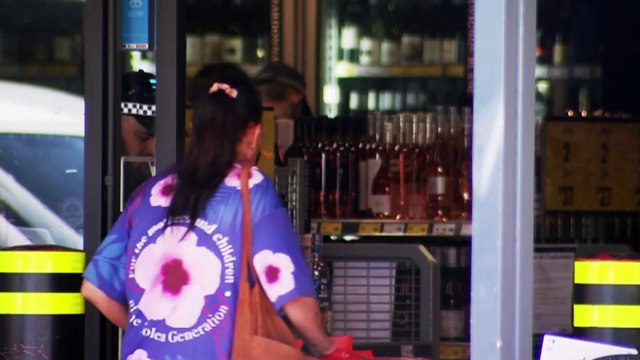 Frontline services call for Alice Springs alcohol restrictions to be extended