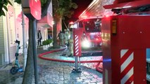 Topkapı Sarayı'nda Restoran Çatısında Yangın Çıktı