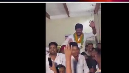 मिर्ज़ापुर: हत्यारोपी की जमानत पर जश्न का वीडियो वायरल, पुलिस की बड़ी कार्रवाई