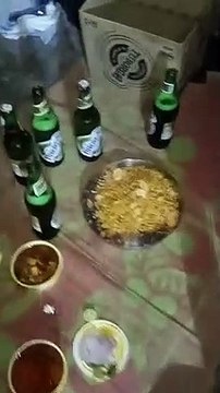 wine party in discom office: डिस्कॉम कार्यालय में शराब पार्टी, वीडियो वायरल