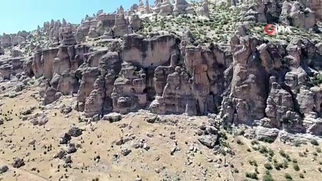 Diyarbakır’ın peribacaları görenleri kendine hayran bırakıyor