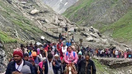 अमरनाथ में 60 घंटे से लगातार बारिश के बाद यात्रा फिर से शुरू