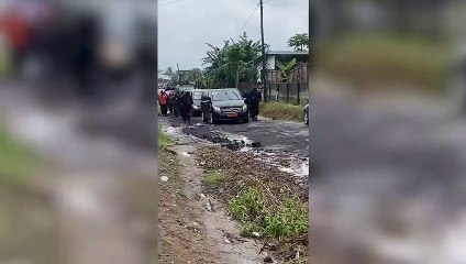 Kamerun’daki babasını ziyarete eden Mbappe kaçırılma ihtimali nedeniyle zırhlı araçlarla korundu