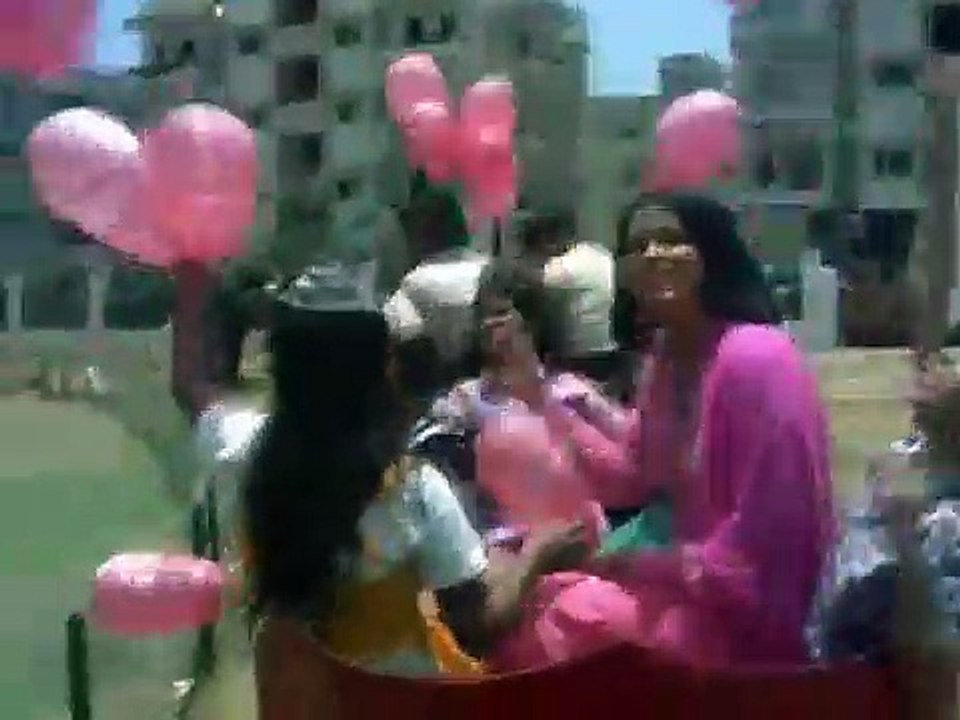 Are Roothe Hain To / Dev Anand, Zeenat Aman,Kishore Kumar/ Kaalabaz 1977