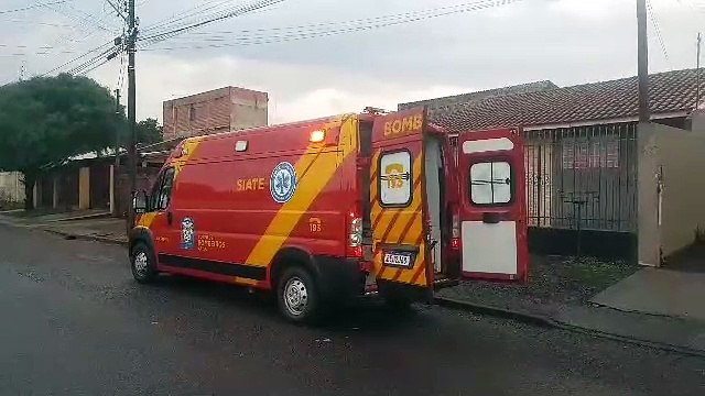 Idosa levanta para fazer café, sofre queda e fratura fêmur no Santa Cruz