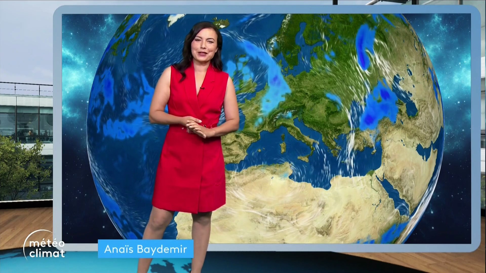 Anais Baydemir sur France 2 (09/07/2023) - Vidéo Dailymotion