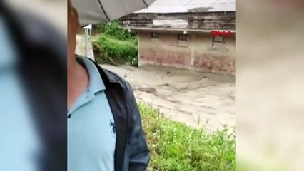 Karabük'te Sel Felaketi: Yollar Ulaşıma Kapandı