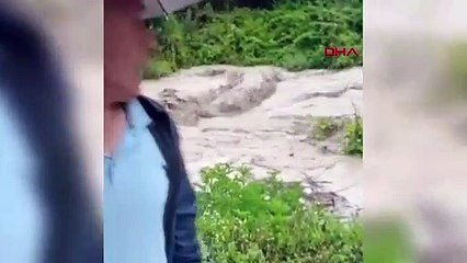 Inondation à Karabuk： Routes fermées aux transports